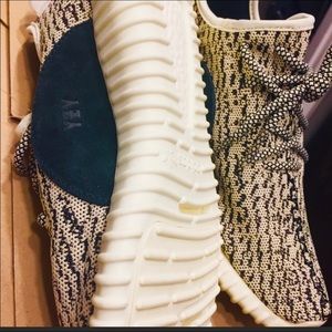 Yeezy Turtle Dove